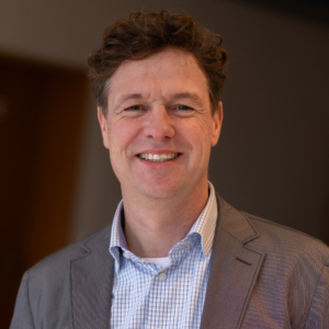 Prof. Dr. Tobias Schuckert, PhD