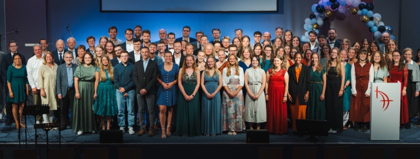 Absolventen der IHL 2024